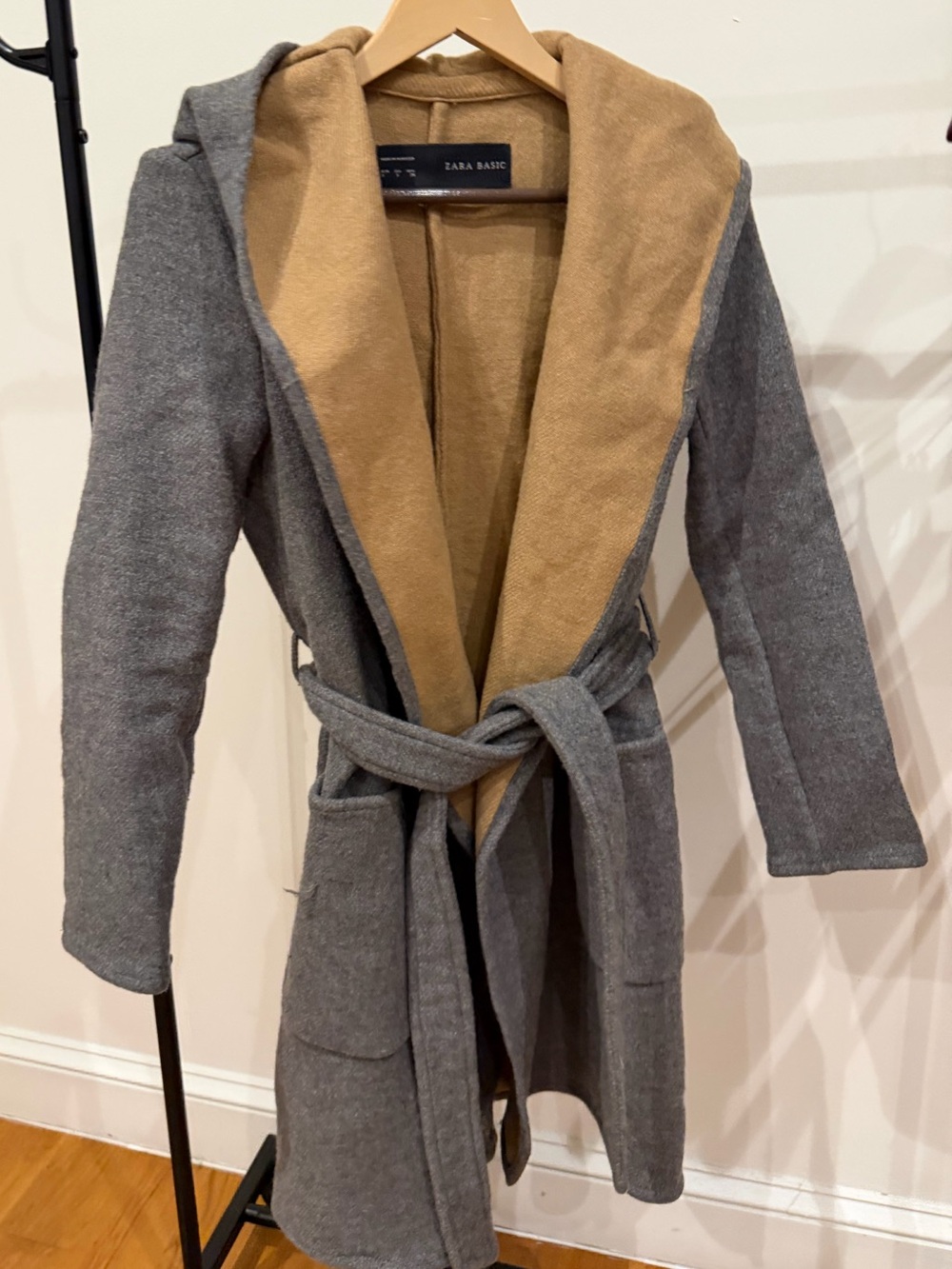 Zara Gray Trench Coat with Tan Hood Lining size Small